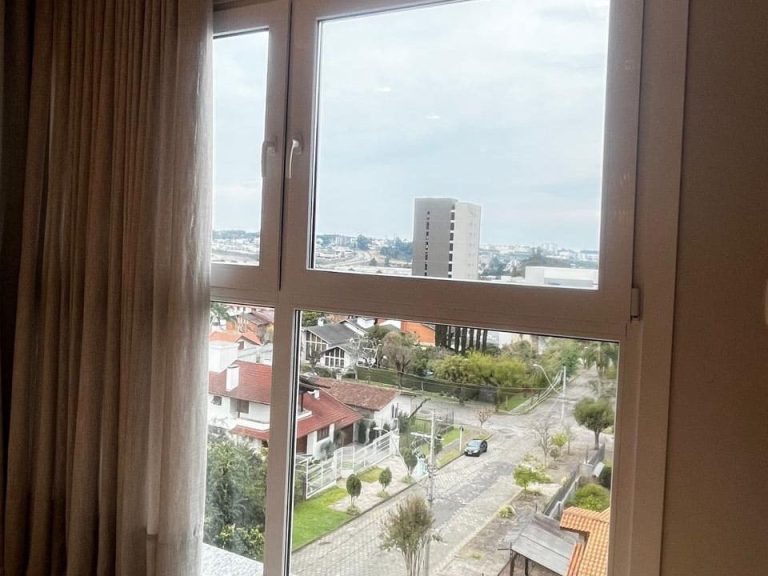 Esquadria da janela cliente Angela Perini - depoimento para JC Esquadrias de Alumínio, PVC e ACM