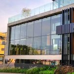 Fachada com Vidro Laminado